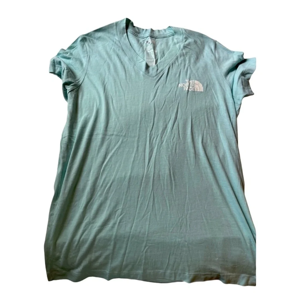 The North Face V-Neck T-Shirt Short Sleeve Lightweight - Picture 3 of 6